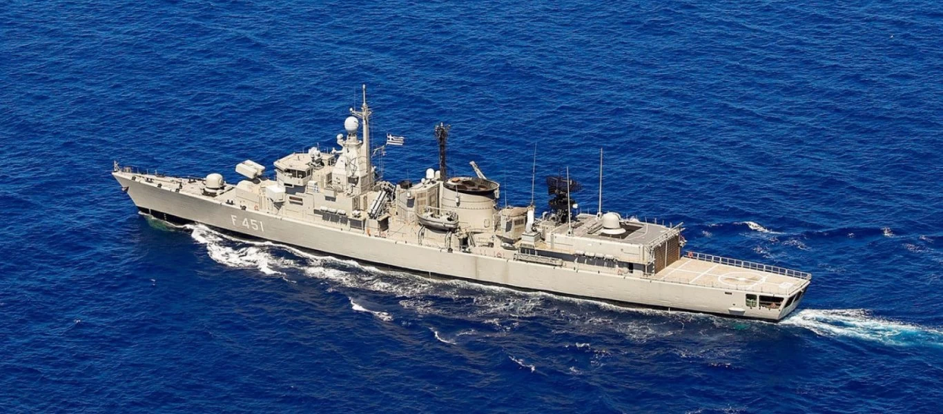 Ναύαρχος εν αποστρατεία: «Η σύγκρουση των δύο φρεγατών έγινε έπειτα από λάθος Τούρκου πλοιάρχου»